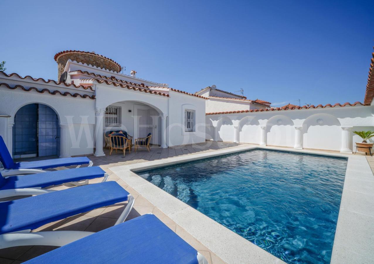 Villa Et Studio Avec Piscine - Wehostyou Empuriabrava Ngoại thất bức ảnh