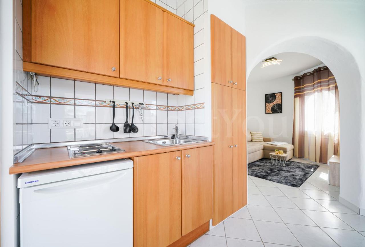 Villa Et Studio Avec Piscine - Wehostyou Empuriabrava Ngoại thất bức ảnh